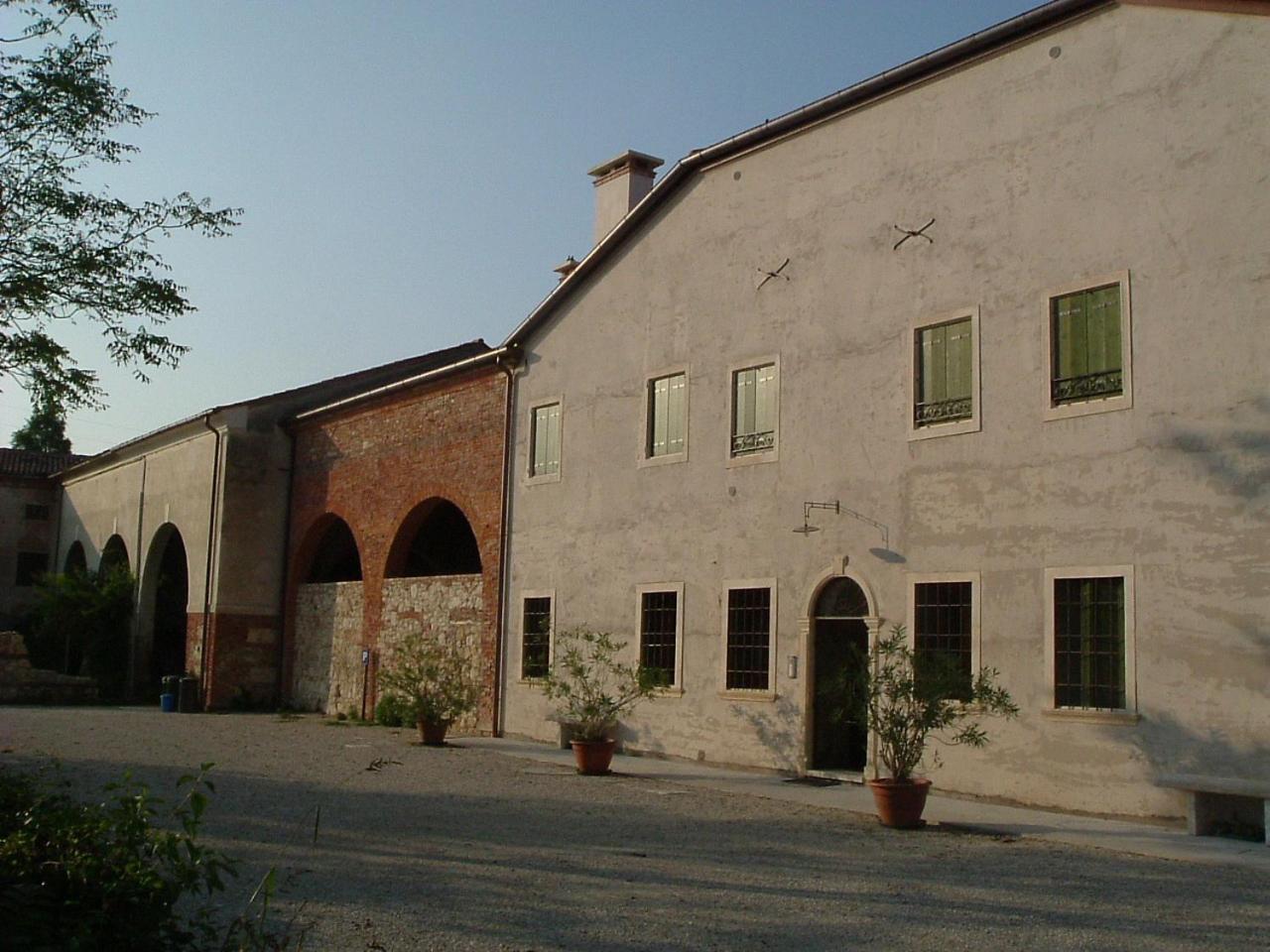 Agriturismo La Sophora Montegaldella Экстерьер фото