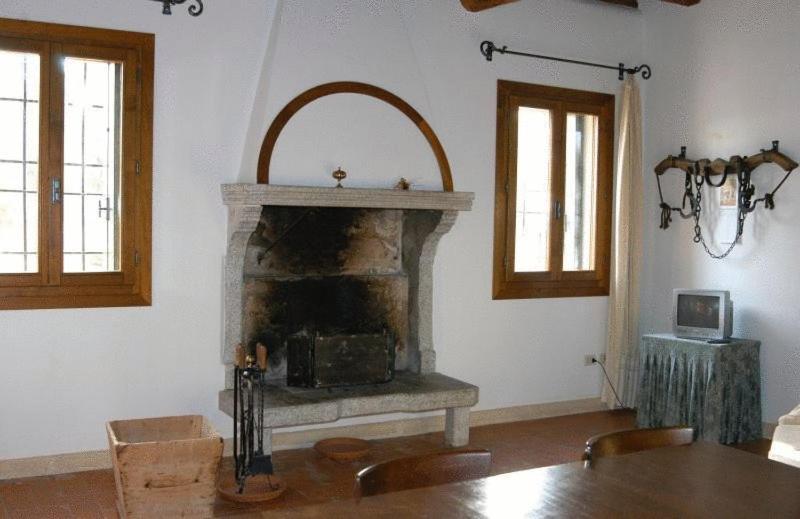 Agriturismo La Sophora Montegaldella Экстерьер фото
